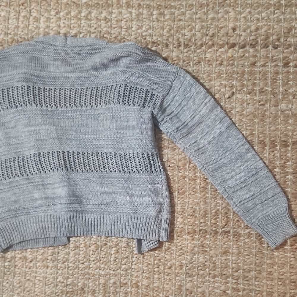 Time and Tru Gray Cottagecore Classic Cropped Buttoned Cardigan Sweater - Picture 8 of 8